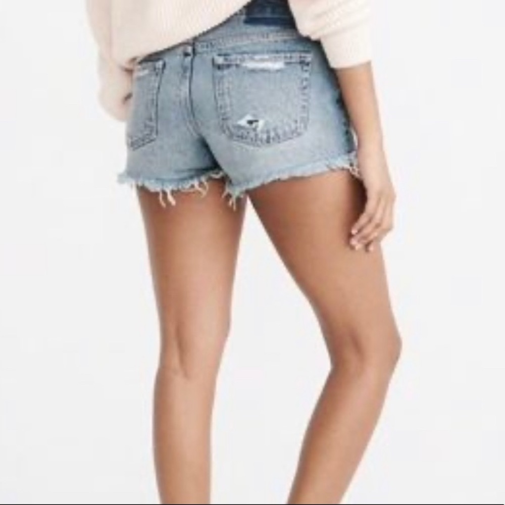 Abercrombie Harper Low Rise Shorts - Sz 00